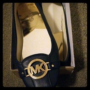 Micheal kors shoes MAKE ME AN OFFER!!!